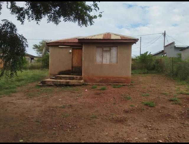 2 BEDROOM HOUSE FOR SALE IN TSWINGA